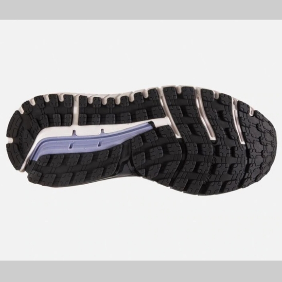 Brooks Sneakers🛍 - Picture 9 of 10